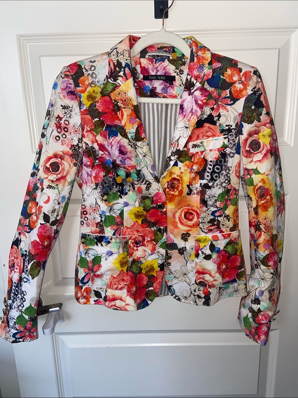 Marc Aurel STUNNING Designer Floral Blazer Jacket